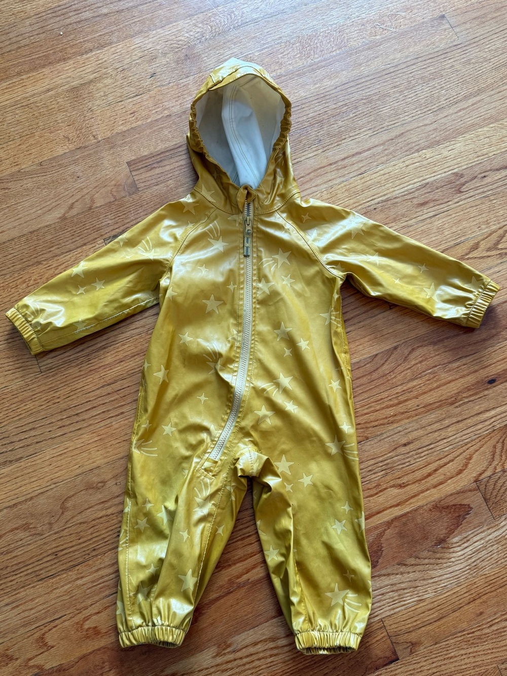 Cat and Jack One Piece Rain suit Zip Front Gold w/Stars Sz 18 months